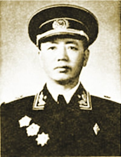 中国航母之父刘华清：不建航空母舰死不瞑目
