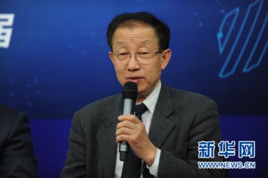 新华社世界问题研究中心研究员、日本问题专家张焕利在新华网举办的2013“纵论天下”国际问题研讨会发言。