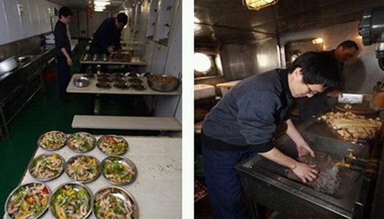 中国海监坚守钓鱼岛海域过年 年夜饭菜单曝光