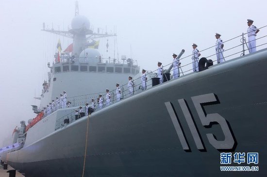 组图：中国派出7艘舰艇赴俄参加中俄联合军演
