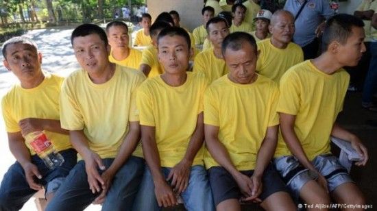   资料图：2014年6月，被捕的中国渔民(德国之声电台网站)
