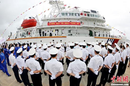 中国海警舰船编队今日在钓鱼岛领海内巡航