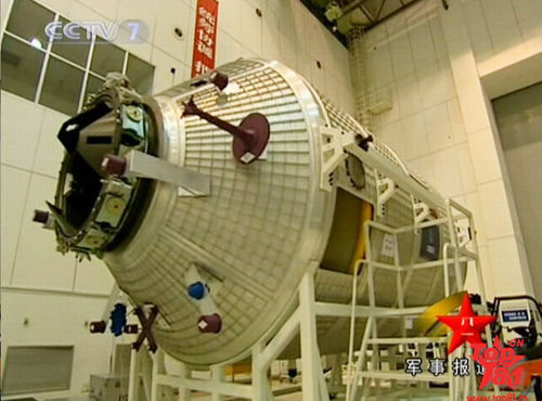 “天宫一号”空间实验室实体（应该仅是试验舱部分）。