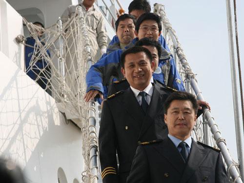 我国大洋一号完成第20次大洋科考凯旋(图)