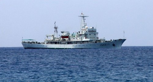 我国3艘渔政船会师西沙海域执行维权护渔任务