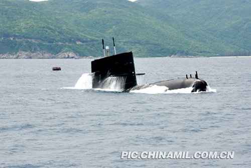 美海军称中国潜艇与美军舰声纳相撞只是意外
