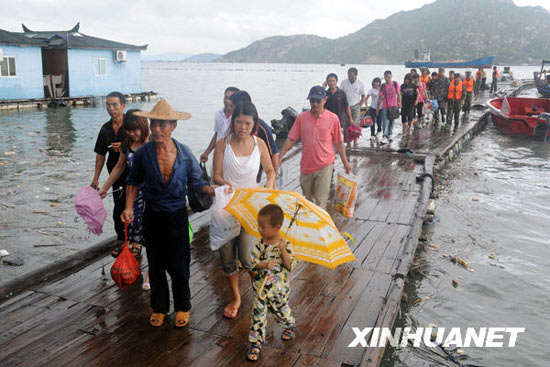 福建转移逾25万海上人员防台风莫拉克(组图)