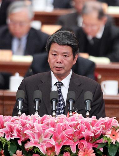 3月7日,全国政协十一届三次会议在北京人民大会堂举行第二次全体会议。这是李卫华委员作《民间投资亟待进一步激活》的发言。 新华社记者 谢环驰 摄