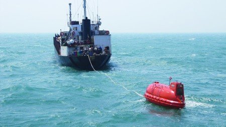 两艘万吨货轮威海海域相撞 46名船员全部获救