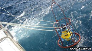 海上保安厅在日本外海5个地点设置了海底测量装置