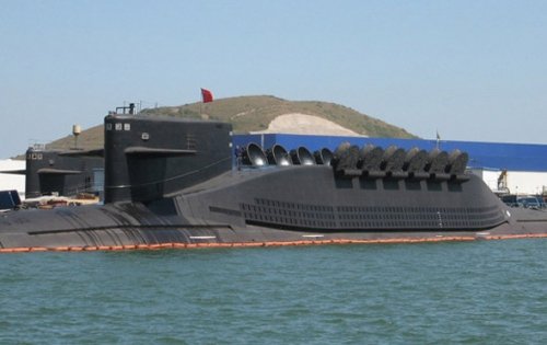 网上流传的中国094战略核潜艇照片（资料图）