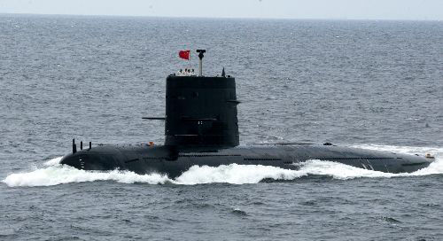 揭秘中国最新型潜艇：吨位大操纵难性能很先进