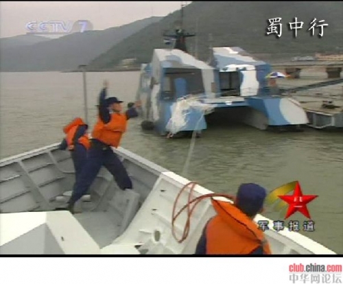 震撼：首见中国海军022发射反舰导弹画面[组图]