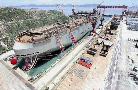 美：中国建造大型滚装船 可装载上千辆装甲车[图]