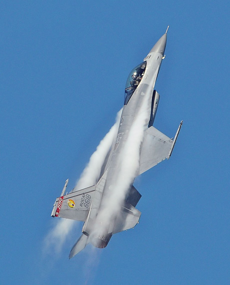 台湾空军装备的F-16A型战机