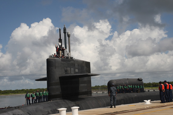 美国海军编号SSGN-729“乔治亚”号巡航导弹核潜艇进行改装首次部署