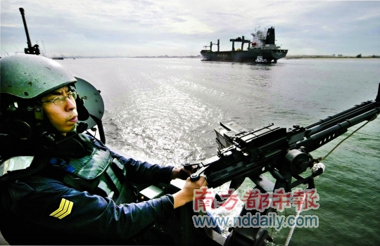 新加坡发布预警：马六甲海峡油轮恐遭袭