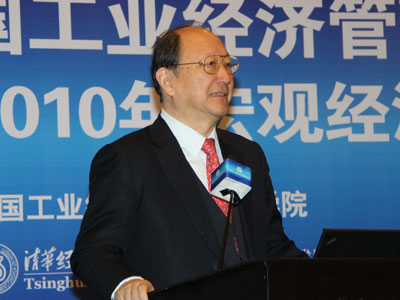 徐匡迪：中国产业经济调整非常迫切