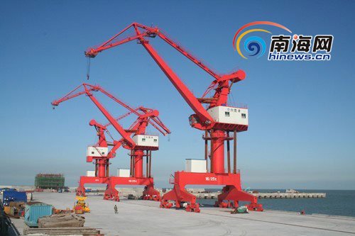 黄河三角洲考察团参观采访东营临港产业区