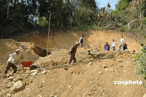 外交部：中越陆地边界勘界立碑历时8年结束