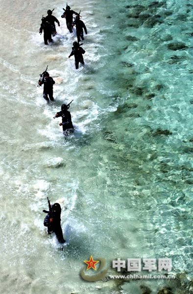 组图：海军南海舰队西沙岛上练兵忙