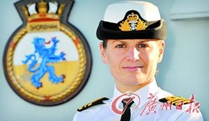 英国海军迎来500年来第一位女性战舰舰长——39岁的海军少校莎拉·韦斯特