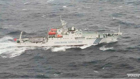 日本海上保安厅巡逻飞机拍摄到的中国海监船舶编队在钓鱼岛海域巡航画面 