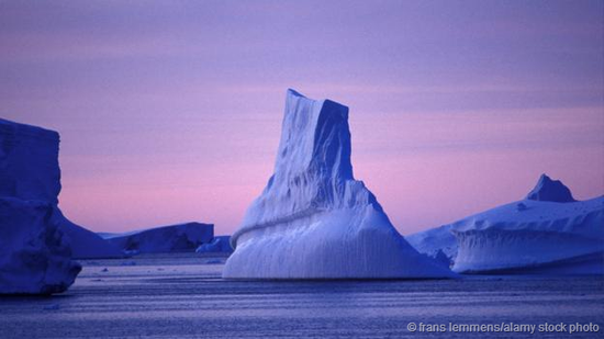 南极洲上的冰川冰冻时间已长达数百万年。