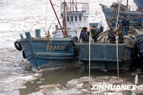 各地抗击海冰纪实:确保电煤运输保障交通通畅