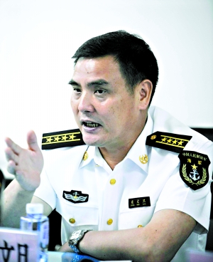 “广州”舰今向亚丁湾出发
