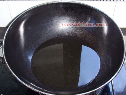 海螃蟹炒年糕详细做法·美食中国图片-meishichina.com