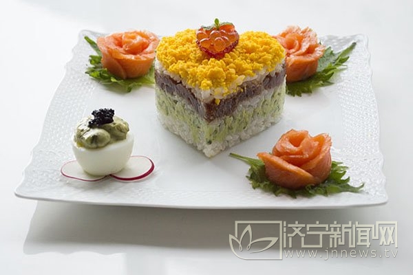 圣诞海鲜寿司的做法