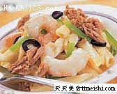 意大利空心粉海鲜沙拉的菜谱图片