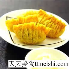 沙拉海鲜饺的菜谱图片