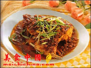 美食中国美食图片·美食厨房·热菜菜谱·干烧海鱼头-meishichina.com