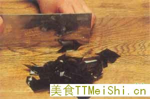 淡菜海带冬瓜汤制作图示