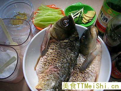 清蒸鱼制作图示