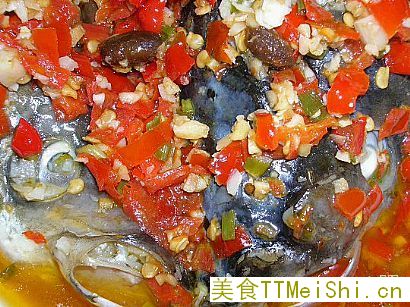 剁椒鱼头菜谱图片