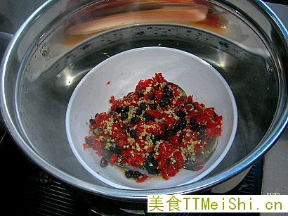 剁椒鱼头制作图示