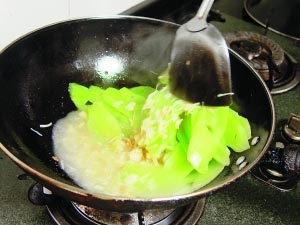 点击图片进入下一页