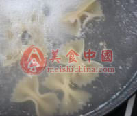 海鲜蝴蝶面沙拉