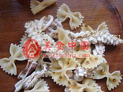 海鲜蝴蝶面沙拉