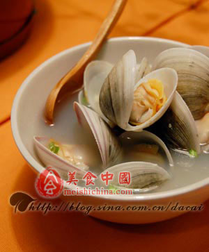 白蛤豆腐汤