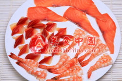 三文鱼北极贝鲜虾寿司