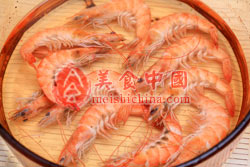 三文鱼北极贝鲜虾寿司