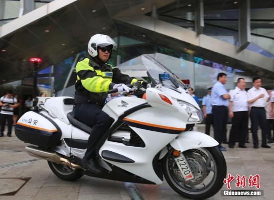 三亚旅游警察查处46起涉旅案 为治理添“利器”