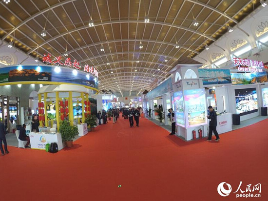 2015中国国际旅游交易会展馆内景 人民网 冯亚涛 摄