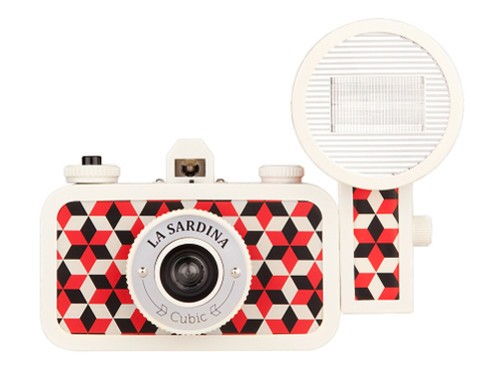 LOMO族关注！最新版La Sardina相机发布