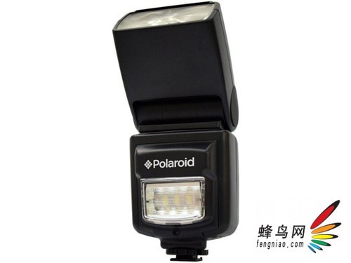 提供持续光源！宝丽来首度发布外闪新品