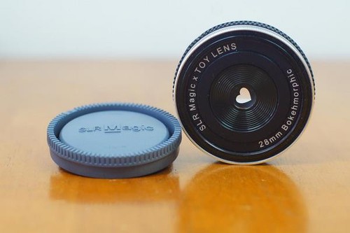 SLR Magic发布NEX系统专用手动玩具镜头